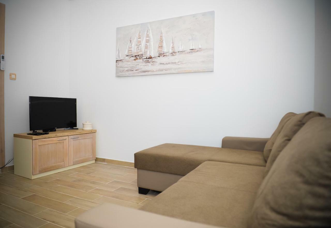 Apartment Markioli Povlja  Extérieur photo